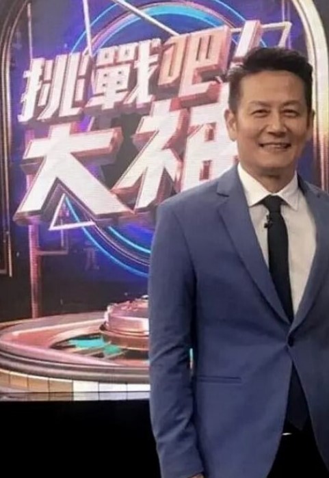 完整热瓜广州HM试衣间黑炮事件寂寞少妇和黑人小哥商城偷情表情好淫颜射吃精 - 啪啪啪啪